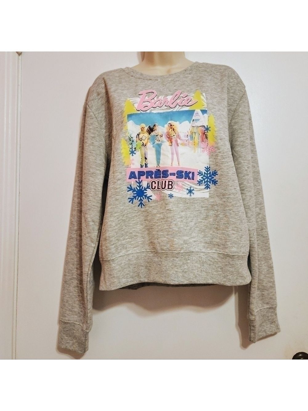 Barbie Heathered Gray Fleece Pullover Sweatshirt Large - Picture 4 of 8
